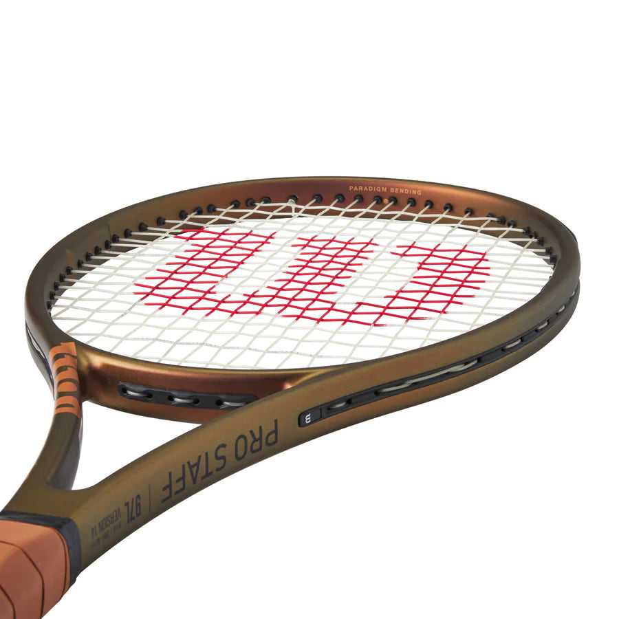 WILSON PRO STAFF 97L V14 – On Court (Racquet)!